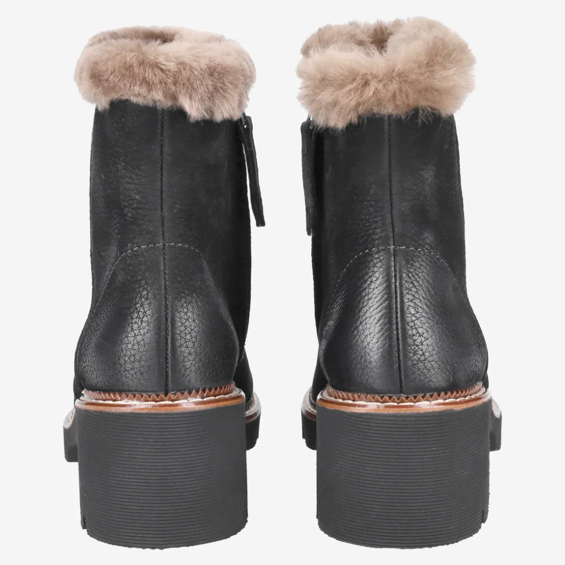 ankle_boot_with_lambskin_4.webp Paul Green Ankle boot with lambskin